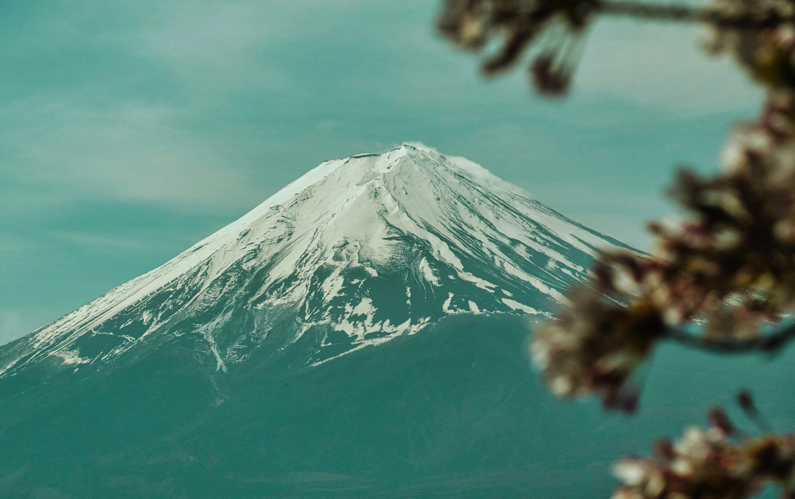 Mount Fuji symbol of Japan and Culturally renowned or leck kawaguchi